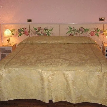 Rubens Bed and breakfast 2*