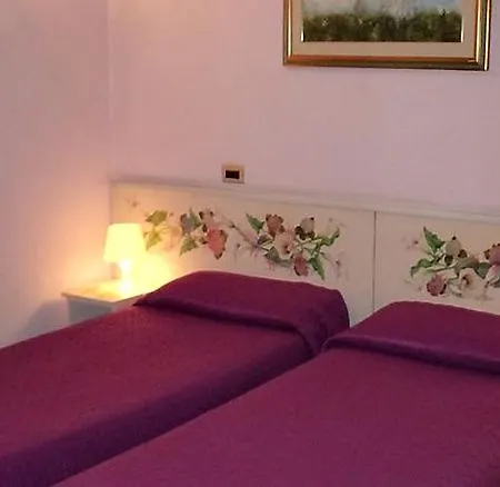 Rubens Bed and breakfast 2*
